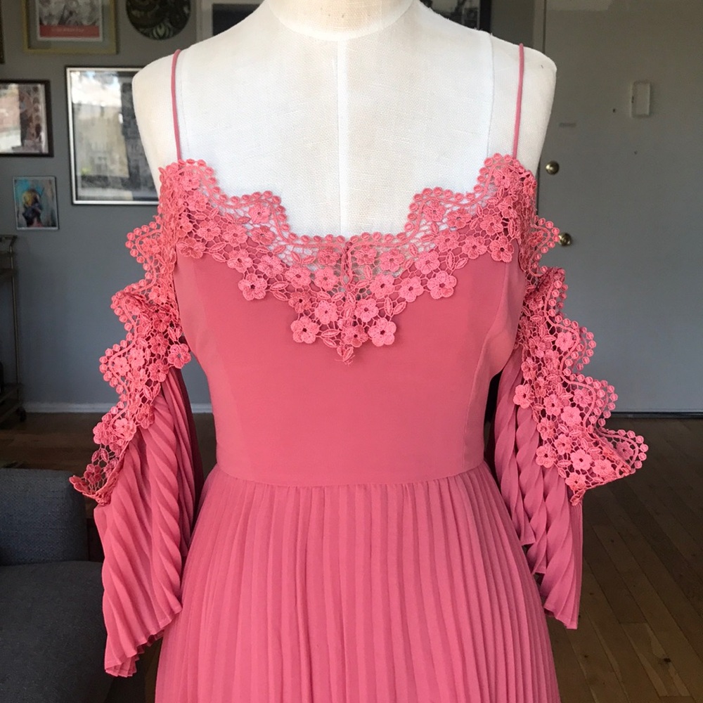 Desert mauve tiered pleated dress